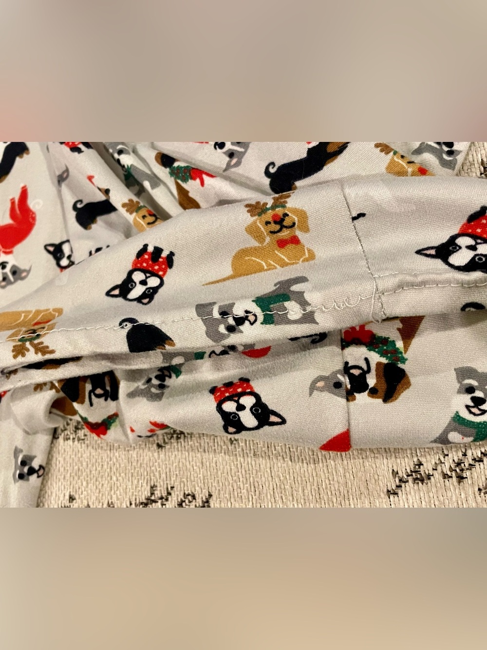 Hello Mello Holiday Lounge Pants – Christmas Dog Print – Size Medium/Large - Picture 5 of 11